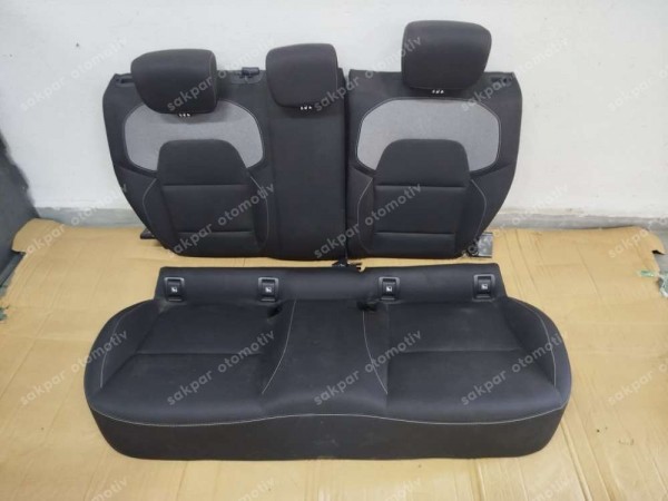 Renault Clio 5 Arka Koltuk Takımı XXX98765258 SP (DE140)