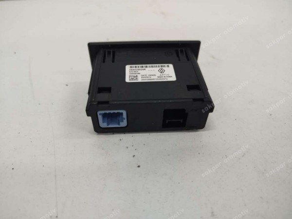 Renault Clio 5 Captur Usb Aux Bağlantı Girişi Portu 284H39520R (DE1212)