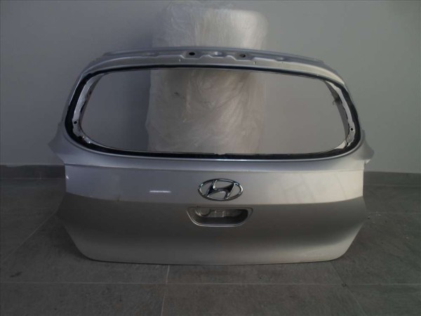 Hyundai İ10 Bagaj Kapağı 73700K CP (AA110)