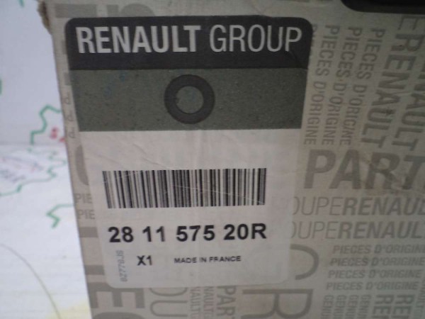 Renault Clio 3 Master 3 Kangoo Radyo Teyp CD Çalar Orjinal Sıfır 281157520R YP (GI120)