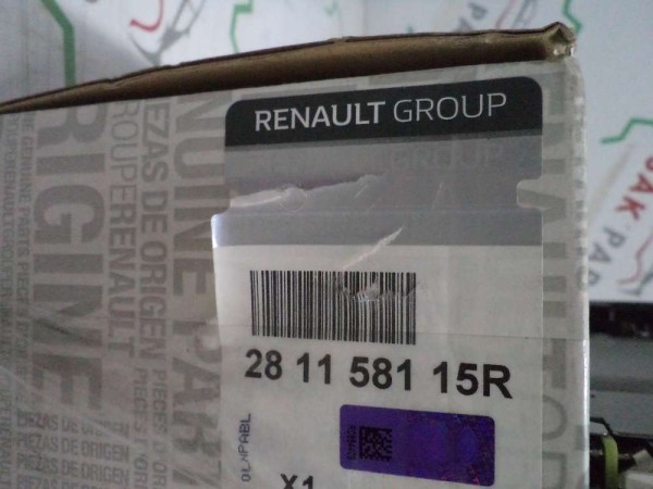 Renault Fluence Megane 3 Radio Teyp CD Çalar Orjinal Sıfır 281158115R (GI120)