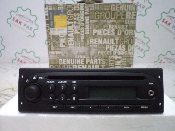 Renault Kangoo 2 Duster Radio Teyp CD Çalar Orjinal Sıfır 281112231R YP (GI120)