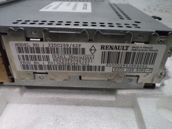 Renault Clio 2 Radio Teyp Orjinal Sıfır 8200029539 YP (GI120)