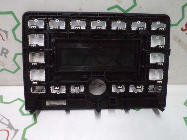 Renault Clio 5 Radyo Multimedya Ön Panel Kapak Tuş Takımı CP (GI120)