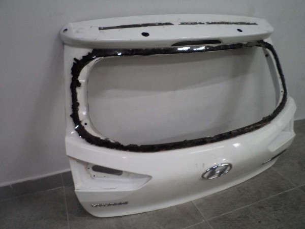 Hyundai İ20 Active Bagaj Kapağı Orjinal 73700-C8000 CP (AA110)