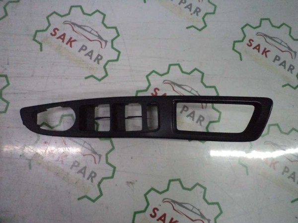 Hyundai İ20 Cam Ayna Paneli Çerçevesi 93570-C8110 CP (AF121)