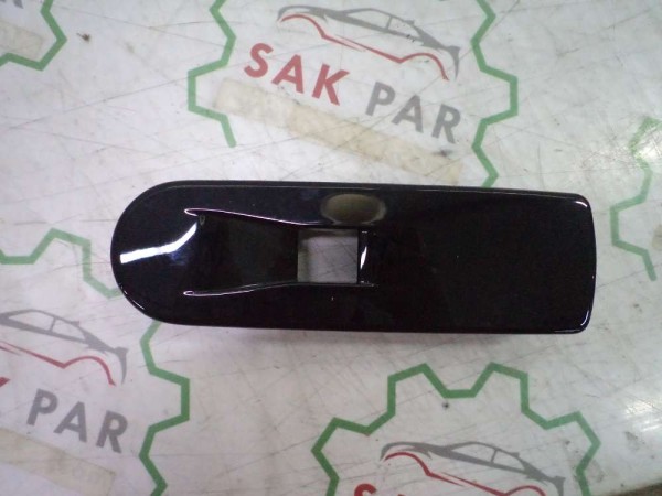 Renault Clio 4 Sağ Ön Cam Düğmesi Çerçevesi Piano Black CP 809603634R (AE128)