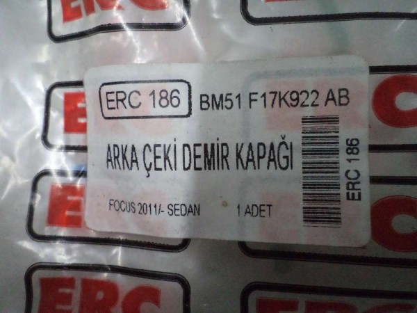 Ford Focus 3 Arka Tampon Çeki Demiri Kapağı BM51-F17K922 AB YP YS (AE139)