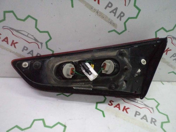 Hyundai İ20 Sol İç Stop Lambası 92403-C8000 CP HP (BA128)