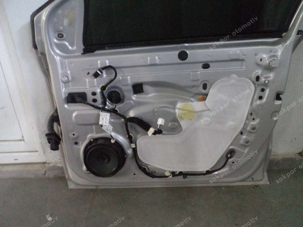 Dacia Jogger Sağ Ön Kapı Orjinal Sökme Dolu 801004600R CP (BF110)