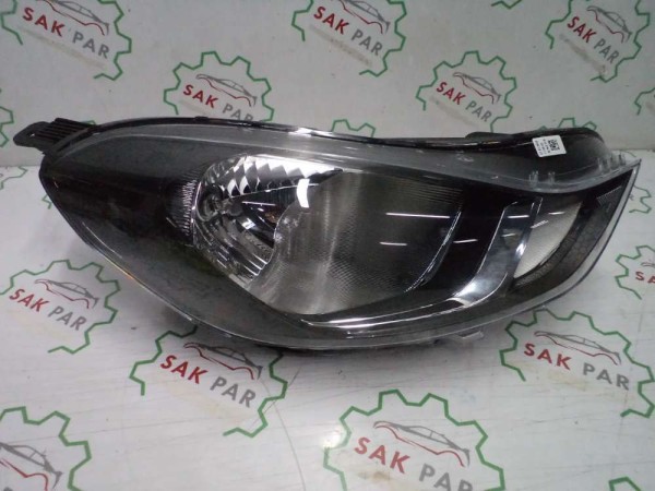 Hyundai İ10 Sağ Far Orjinal Sökme 92102-K7010 92102-K7000 YP (AA130)