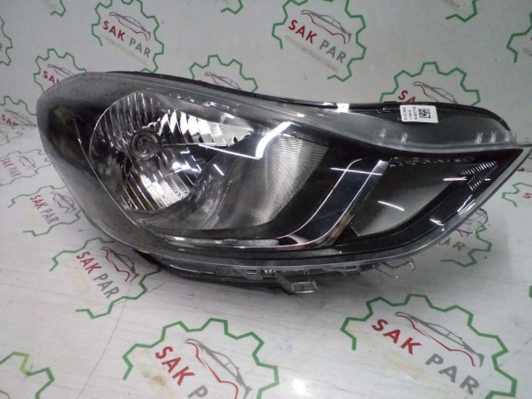 Hyundai İ10 Sağ Far Orjinal Sökme 92102-K7010 92102-K7000 YP (AA130)