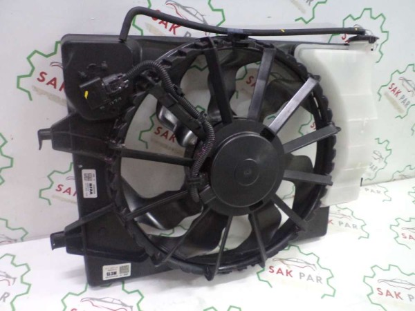 Hyundai İ20 Bayon Fan Davlumbazı ve Motoru Orjinal 25304Q0150 YP SP (GC130)