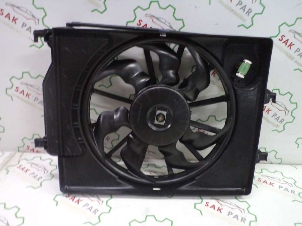 Hyundai İ20 Bayon Fan Davlumbazı ve Motoru Orjinal 25304Q0150 YP SP (GC130)