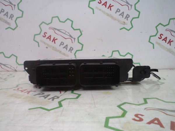 Hyundai İ20 Motor Kontrol Ünitesi Beyni Modülü ECU Orj 3910608254 SP YP (DB-127)