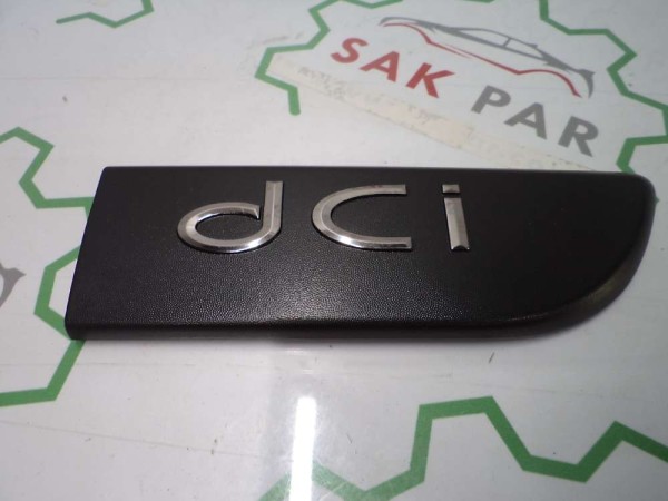 Renault Megane 2 Kapı Monogram DCİ Yazısı Sağ Orj 8200209121 8200073440 YP (AE132)