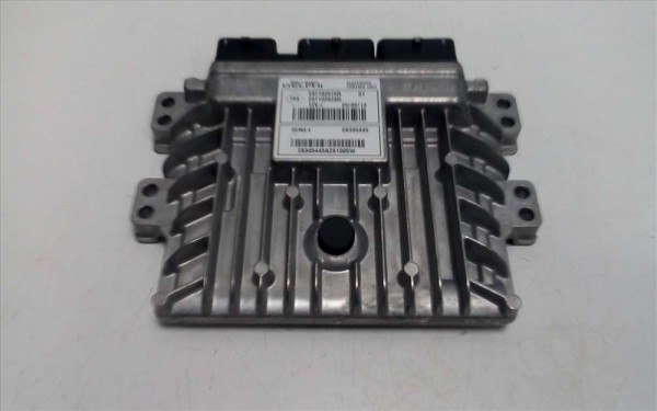 Dacia Duster Lodgy Logan Sandero  Clio Captur Motor Beyni ECU Orj 237102628R YP (DE-136)