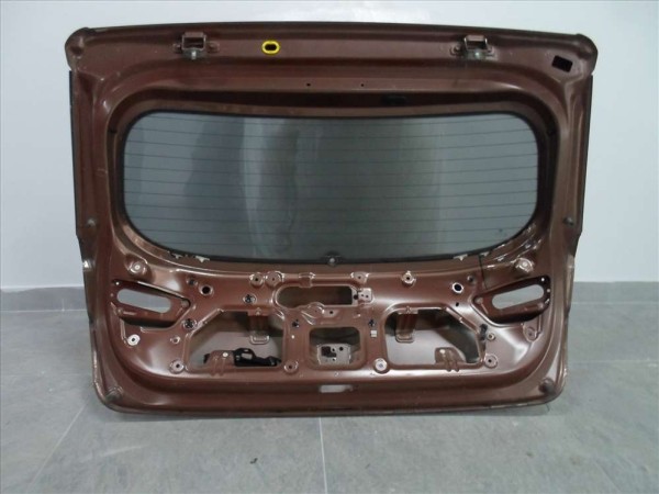 Hyundai İ20 Bagaj Kapağı 73700-C8 CP (AB110)