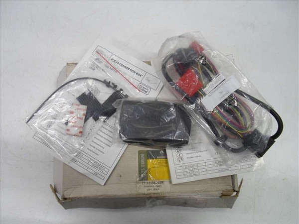 Renault Laguna 3 Clio 3 Audio Connection Box Orj 7711426075 YP (DE-136)