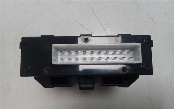 Hyundai Santa Fe Elektronik Kontrol Ünitesi Modülü Beyni Orj 95400-26501 CP (DB1213)