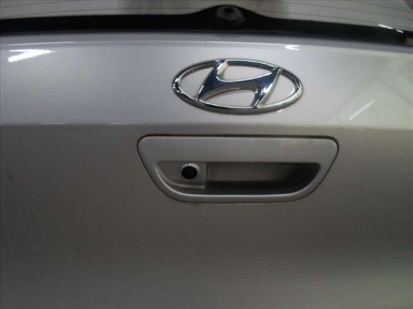 Hyundai İ10 Bagaj Kapağı 73700K CP (AB110)