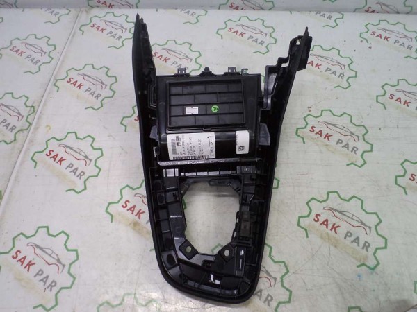 Renault Clio 5 Vites Konsol Bakaliti Ledli Orj 969121386R SP YP (GG110)