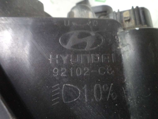 Hyundai İ20 Sağ Far Ledli Orj (Ayak Hasarlı) 92102-C8200 CP (ED-120)