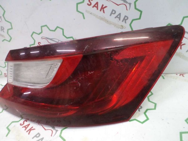 Renault Megane 4 Sağ Dış Stop (camı kırık) Orj 265507297R CP HP (EC110)