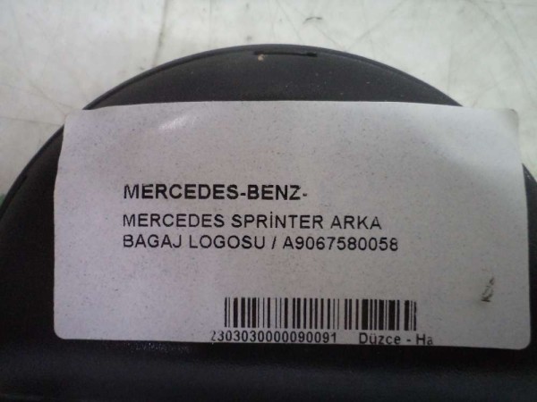 Mercedes Sprinter Arka Bagaj Logosu A9067580058 YP (AE132)