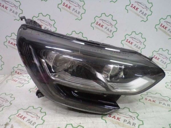 Renault Megane 4 Touch Sağ Far Orj (Ayak Hasarlı) 260100767R CP HP (EC120 - BB130)