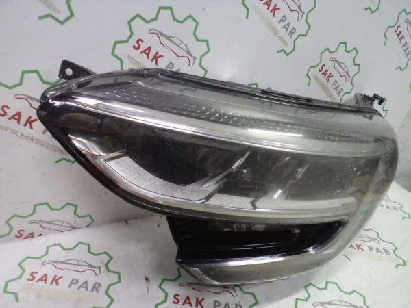 Renault Megane 5 Sol Far Led  Orj 260604081R CP HP (EC120)