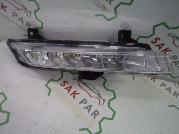 Renault Clio 4 Sağ Gündüz Farı Led Orj 266007864R YP (AC140)