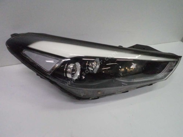 Hyundai Tucson Sağ Far Çift Mercekli Orj 92102-D7200 CP (CE110)