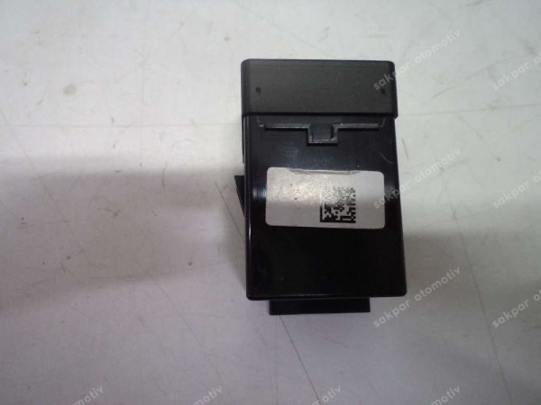 Hyundai İ10 USB Girişi Okuyucu Aksesuar Prizi 96120-K6100 SP YP (DE1211)