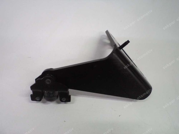 Renault Trafic 3 Sol Sürgülü Kapı Alt Rayı Orj 745978999R YP (EC122)