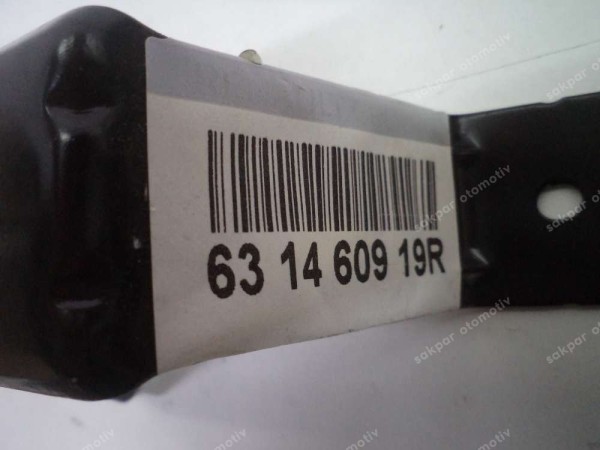 Renault Fluence Sağ Ön Çamurluk Bağlantı Aparatı Orj 631460919R YP (DB139)